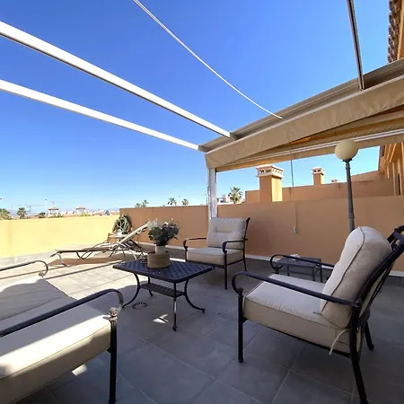 Casa Sarah With Pool View And Garden Holiday home *